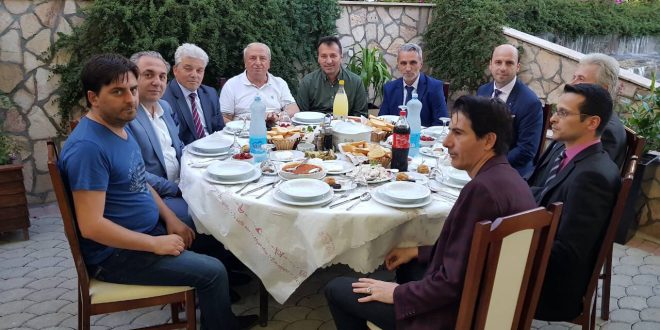 Komuna e Sarajit dhe Myftinia e Shkupit shtrojnë Iftar të përbashkët