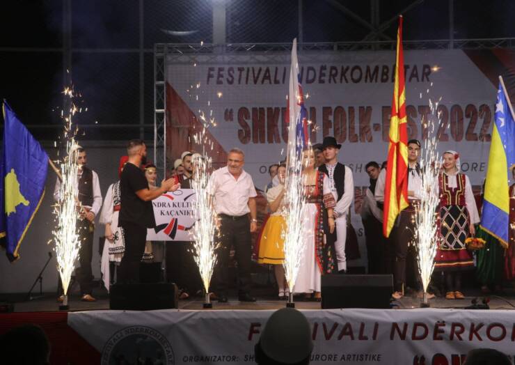 Fotogaleri nga Festivali Ndërkombëtar folklorik “Shkupi Folk Fest 2022”