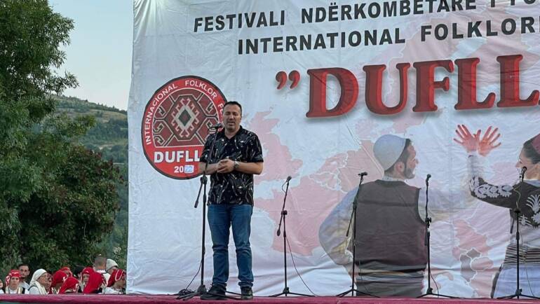 Festivalin kompetetiv folklorik burimorë ndërkombëtar “DUFLLA 2022”