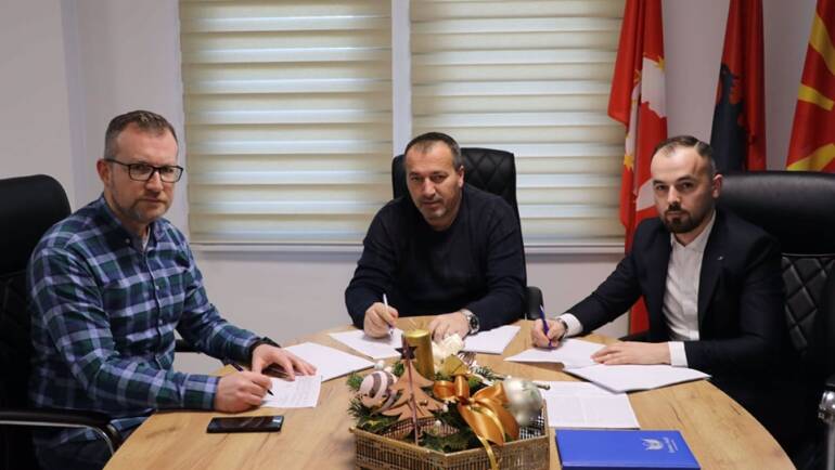 🤝 Општина Сарај склучува Колективен договор со Синдикатот на вработените во државната управа, органите на правдата и здруженијата на граѓани – УПОЗ